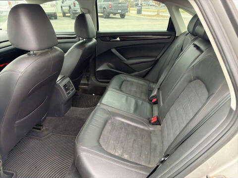2014 Volkswagen Passat 2.0L TDI SEL Premium