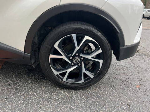 2019 Toyota C-HR XLE