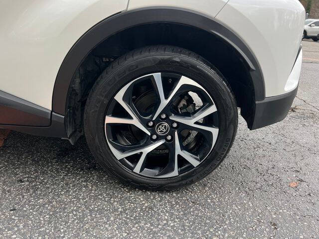 2019 Toyota C-HR XLE