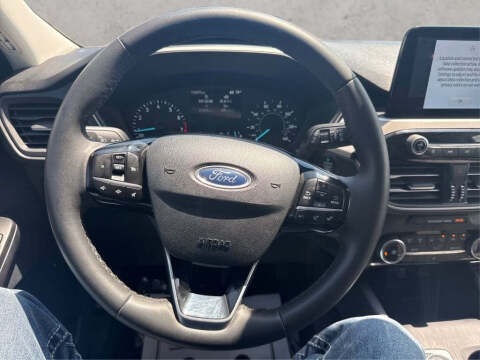2022 Ford Escape SE