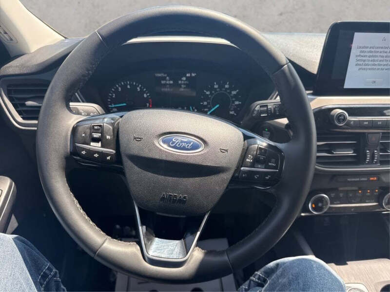 2022 Ford Escape SE