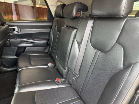 2022 Kia Sorento S
