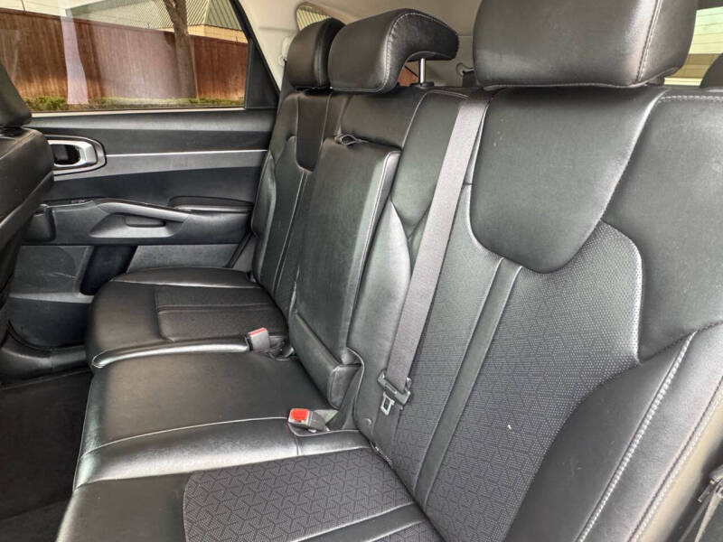 2022 Kia Sorento S