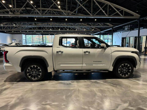 2024 Toyota Tundra Limited HV