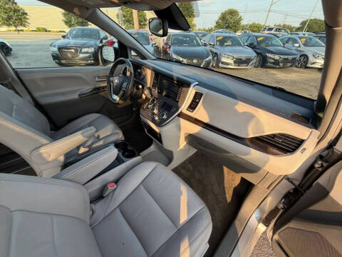 2018 Toyota Sienna