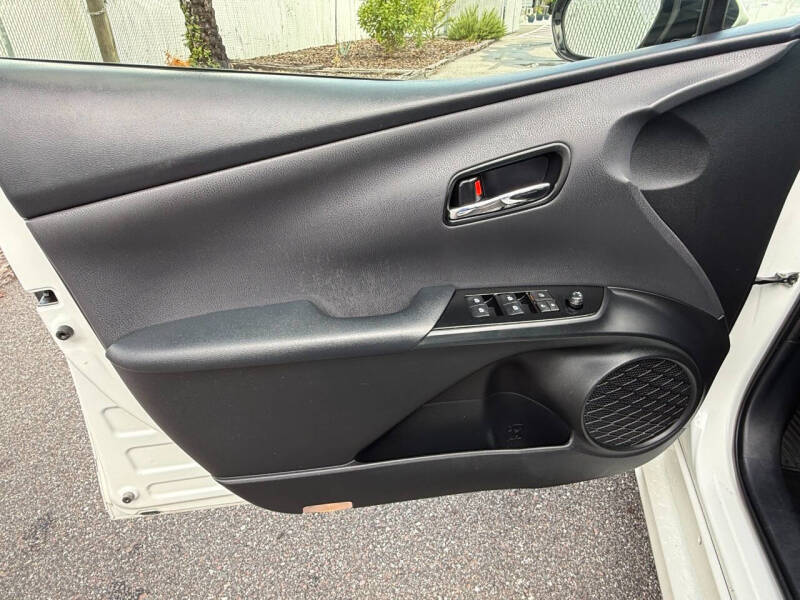 2018 Toyota Prius Three