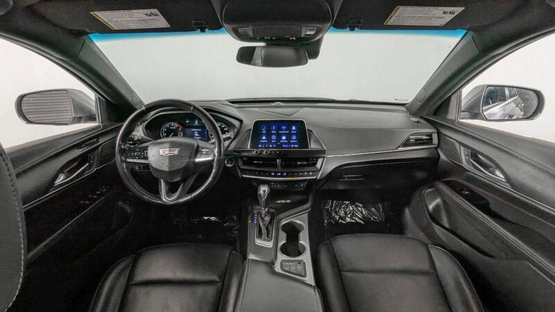 2023 Cadillac CT4 Premium Luxury