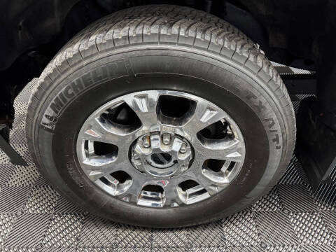 2022 Ford F-350 Super Duty Lariat