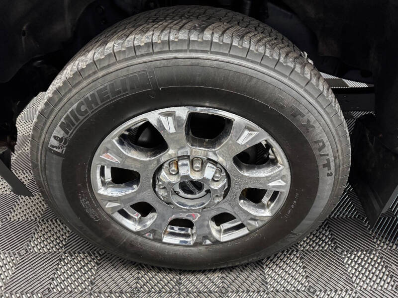 2022 Ford F-350 Super Duty Lariat