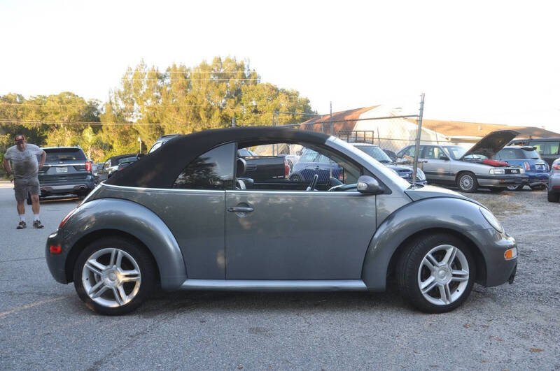 2004 Volkswagen New Beetle Convertible GLS