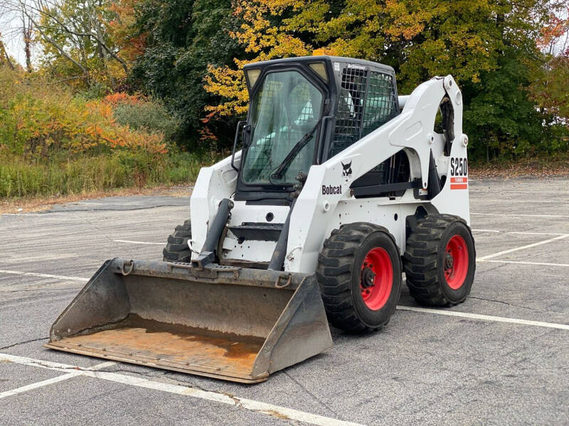 2006 Bobcat S250 for sale at Hillcrest Motors in Derry NH