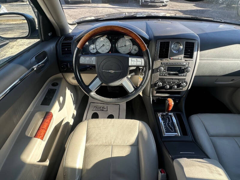 2005 Chrysler 300 Touring