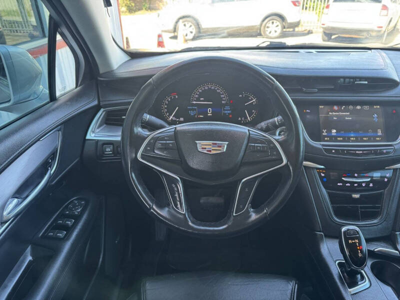 2019 Cadillac XT5 Premium Luxury