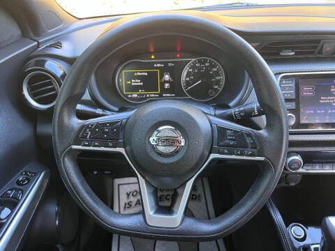 2020 Nissan Kicks SV