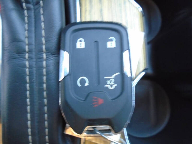 2017 GMC Acadia Denali