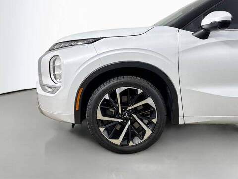 2022 Mitsubishi Outlander SEL