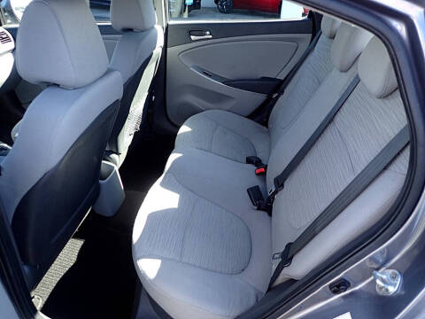 2016 Hyundai Accent SE