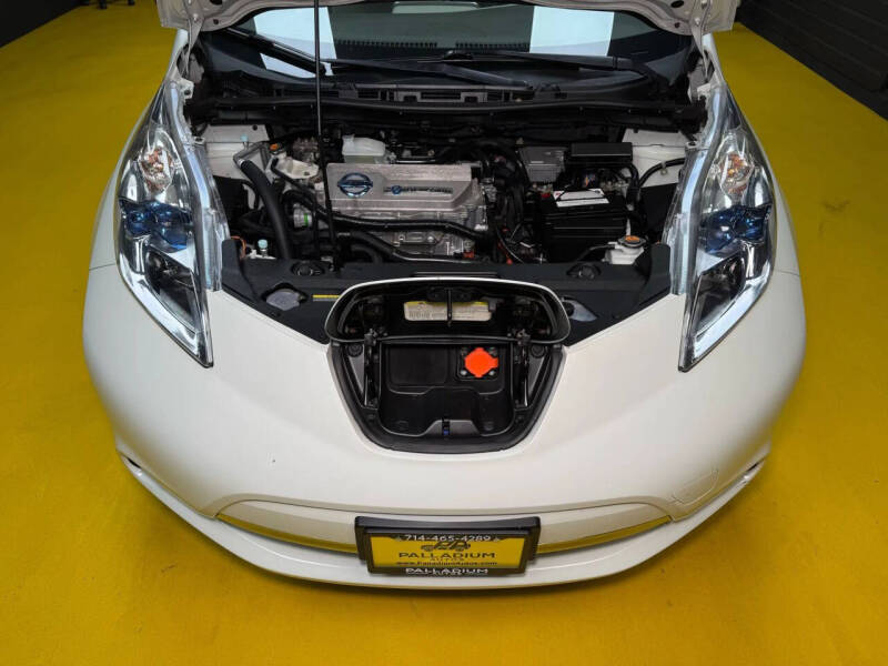 2012 Nissan LEAF