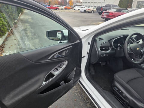 2023 Chevrolet Malibu LT