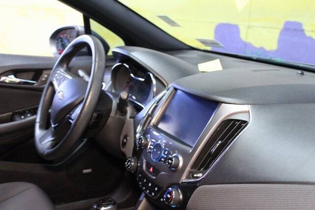 2018 Chevrolet Cruze LT Auto