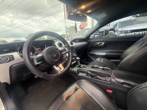 2017 Ford Mustang EcoBoost Premium