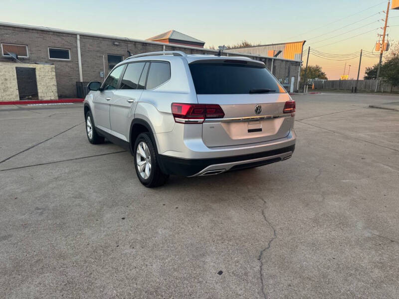 2018 Volkswagen Atlas V6 SE