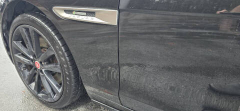 2017 Jaguar XE 35t R-Sport