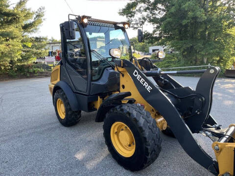2022 John Deere 204L