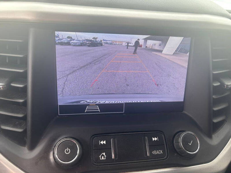 2020 GMC Acadia SLE