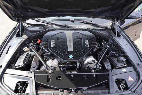 2012 BMW 5 Series 550i