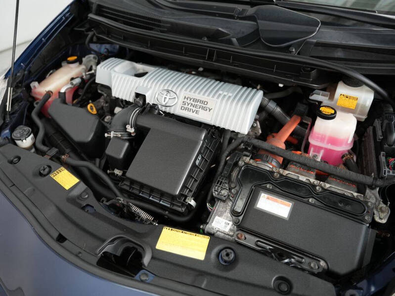 2013 Toyota Prius Two