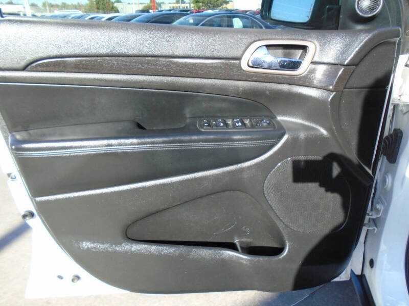 2017 Jeep Grand Cherokee Laredo