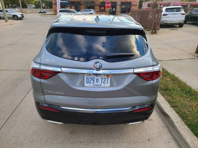 2024 Buick Enclave Essence