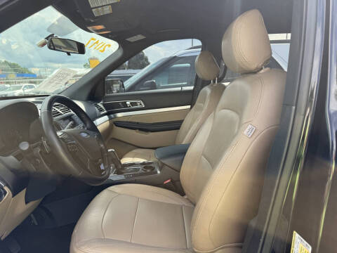 2017 Ford Explorer XLT