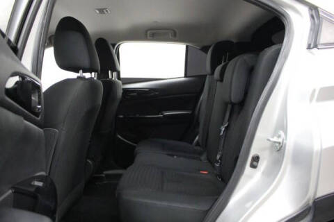 2019 Mitsubishi Eclipse Cross LE