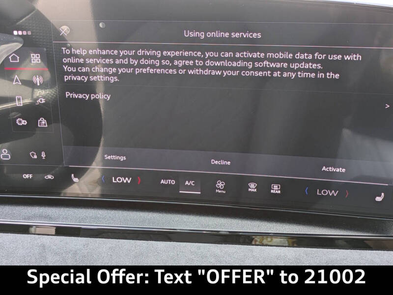 2025 Audi SQ6 e-tron quattro Premium Plus