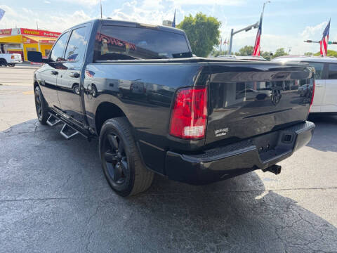 2018 RAM 1500 Express