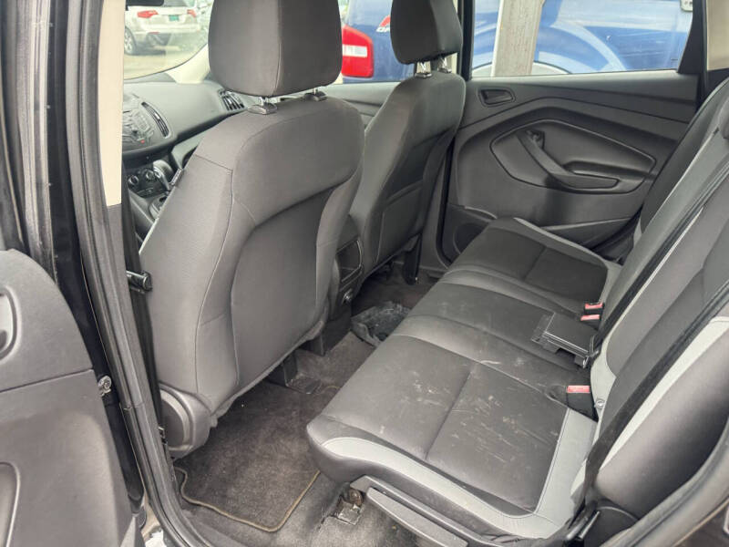 2014 Ford Escape S