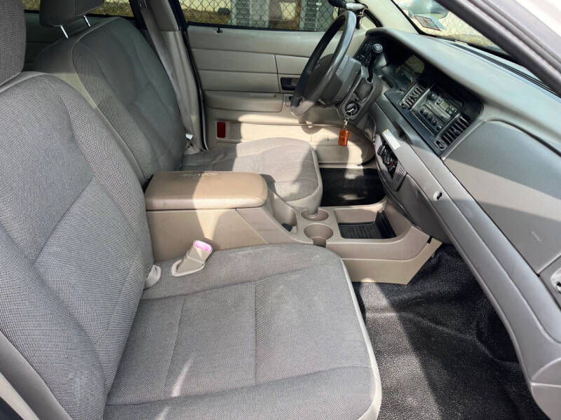 2009 Ford Crown Victoria