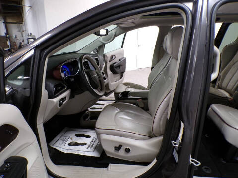 2017 Chrysler Pacifica Limited