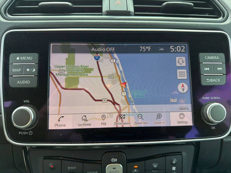 2022 Nissan LEAF SV