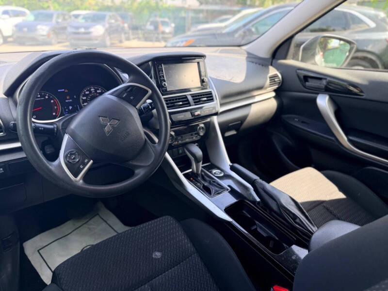 2020 Mitsubishi Eclipse Cross ES