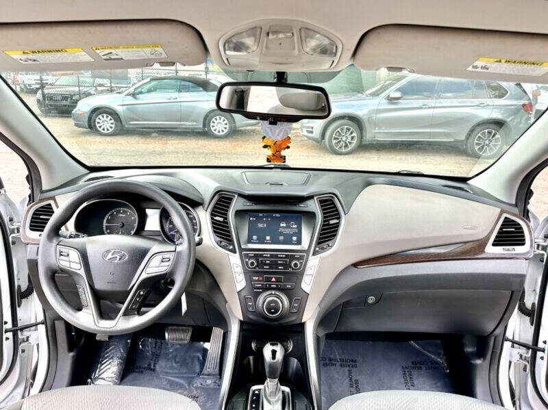 2017 Hyundai Santa Fe Sport  - $17,995