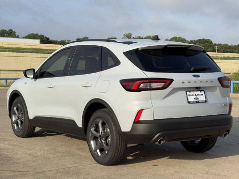 2025 Ford Escape Hybrid ST-Line