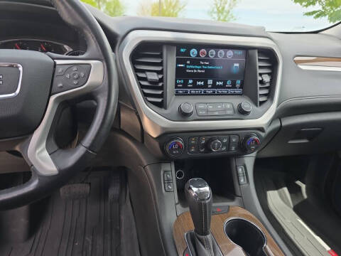 2017 GMC Acadia SLE-2