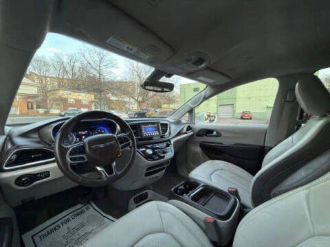 2018 Chrysler Pacifica Touring L