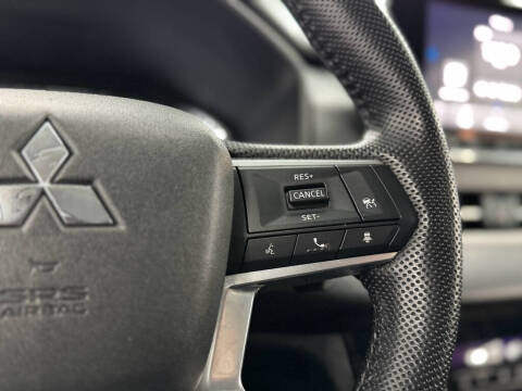 2023 Mitsubishi Outlander SE Special Edition