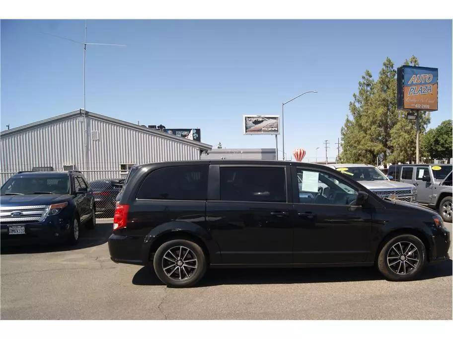 2019 Dodge Grand Caravan for sale at Auto Plaza in Fresno, CA