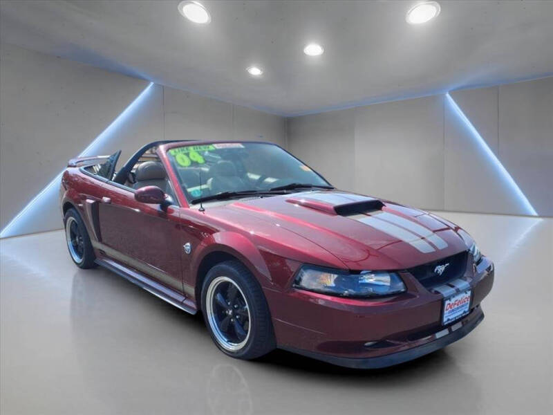 2004 Ford Mustang GT Deluxe