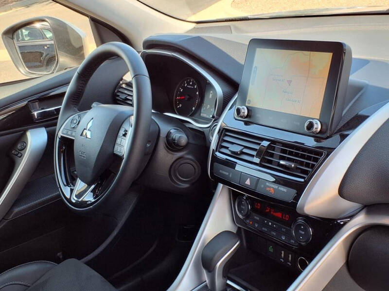 2025 Mitsubishi Eclipse Cross SE